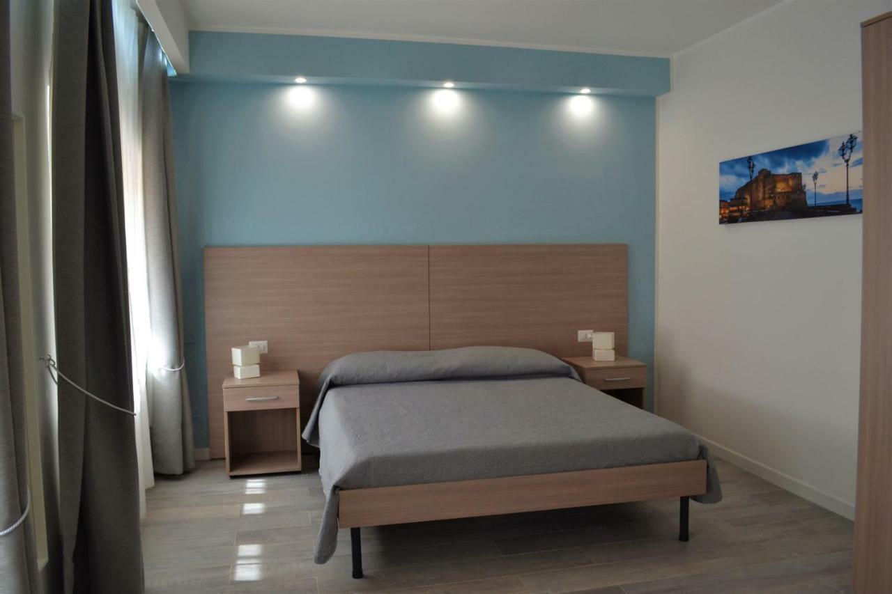 Nazionale Suite Νάπολη Εξωτερικό φωτογραφία